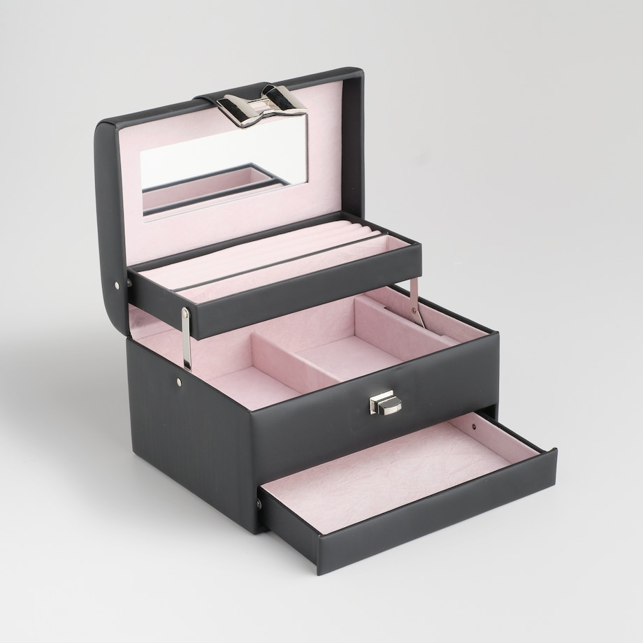 Kuferek na biżuterię z motywem kokardy patty