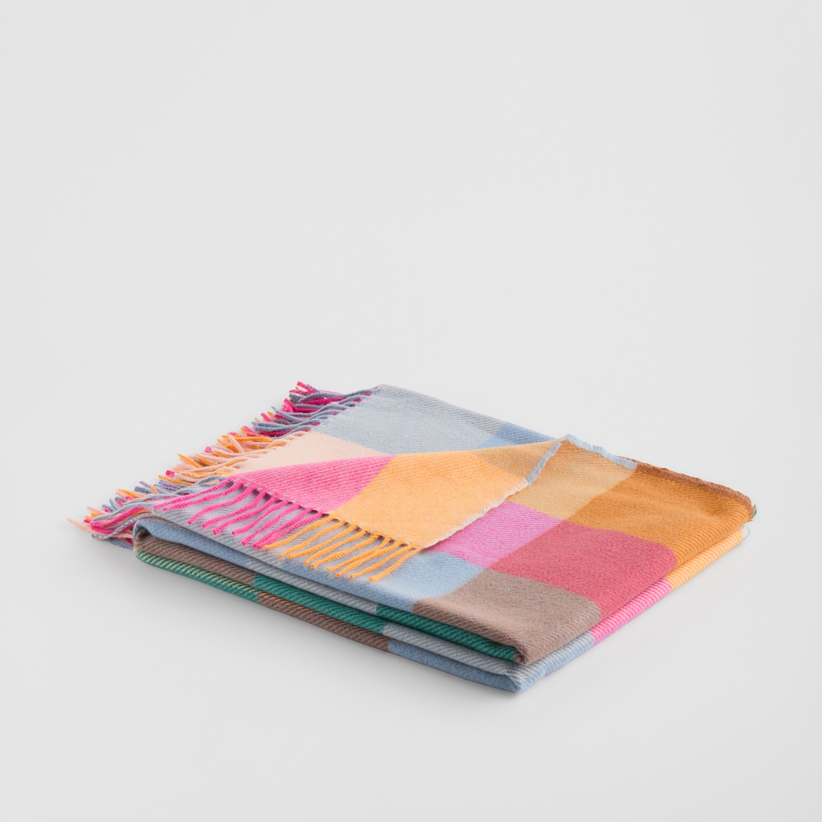 Wzorzysty koc Reiana 130x170 cm w kratę