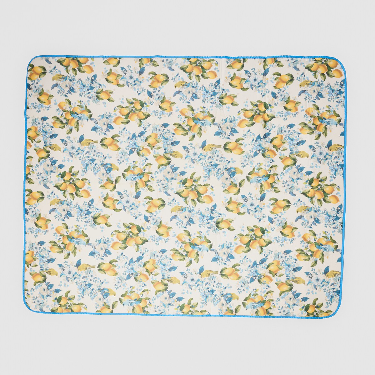 Mata Piknikowa Lemondi 130x160 cm z wzorem kwiatowym