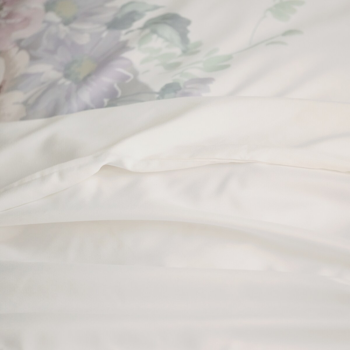 Pościel Z Mikrofibry Rosilla 200x220 cm z motywem kwiatowym