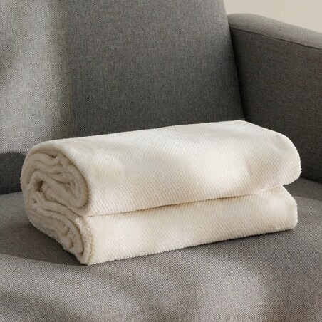 Koc Polarowy w Drobny Wzór Abbis 140x190 cm