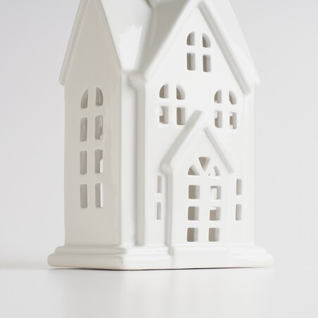 Świecznik Hauso z motywem domku