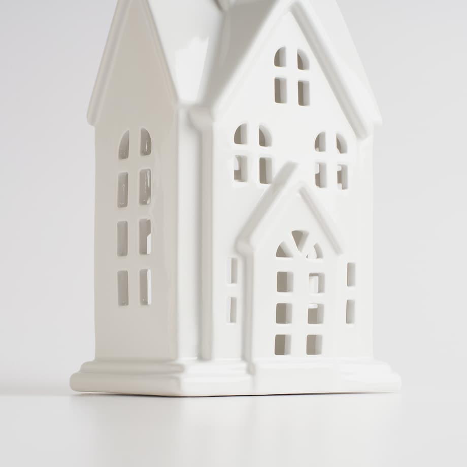 Świecznik Hauso z motywem domku