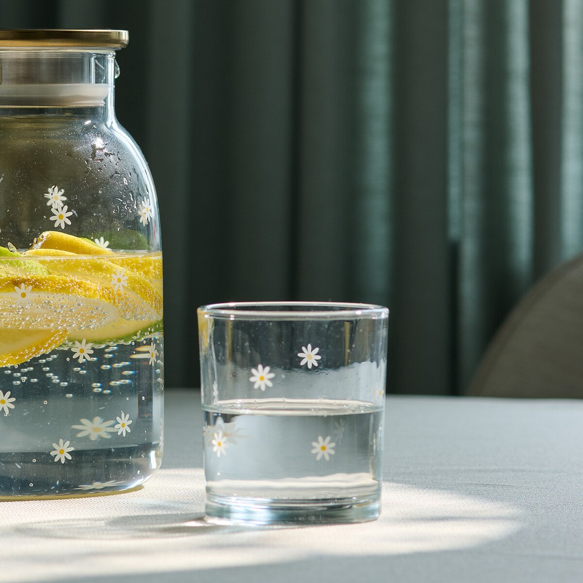 Szklanka Dilo z motywem kwiatowym