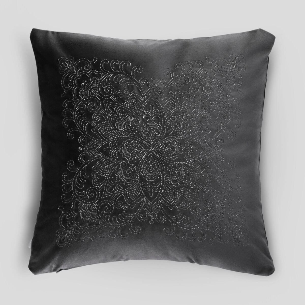 Poszewka Haftowana Arabea 45x45 cm z motywem arabeski