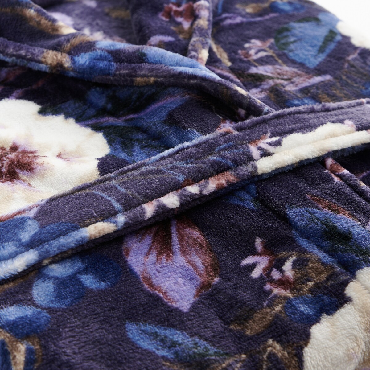 Szlafrok Verise z motywem kwiatowym