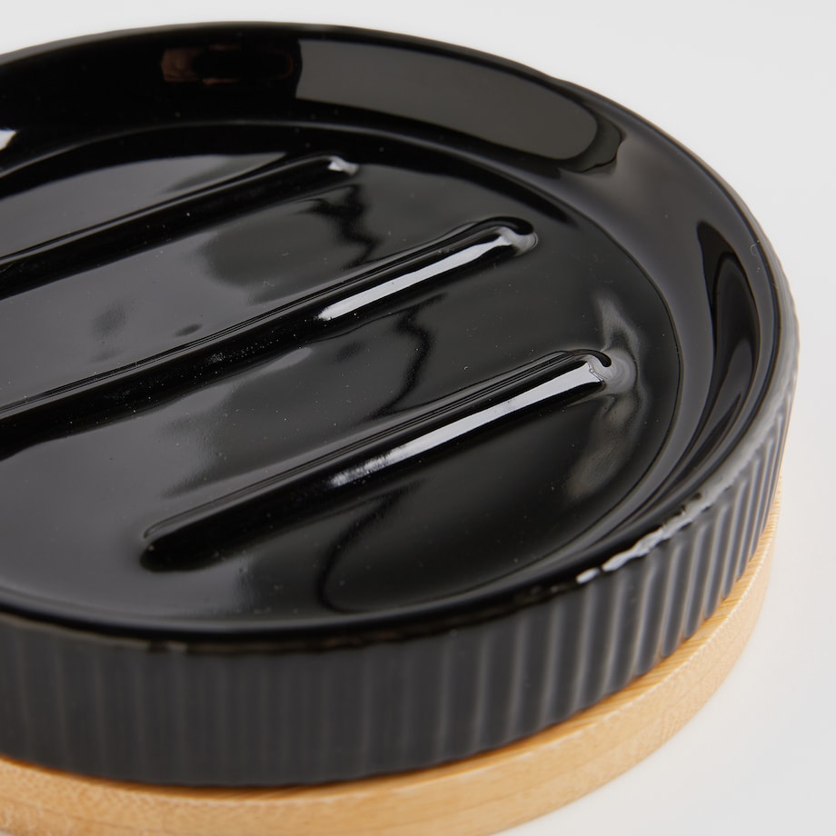 Mydelniczka Liners gloss