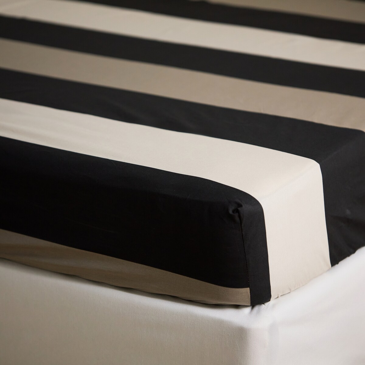 Prześcieradło bawełniane z gumką Mirni 160x200 cm