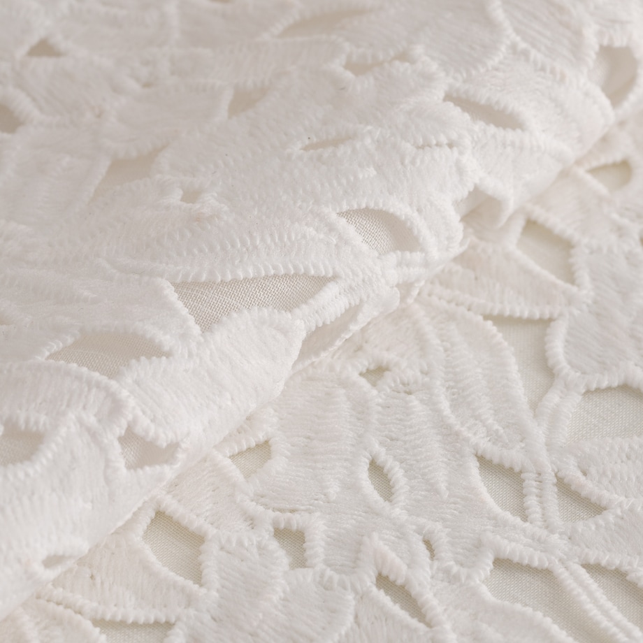 Serweta Dolores 80x80 cm z motywem kwiatowym