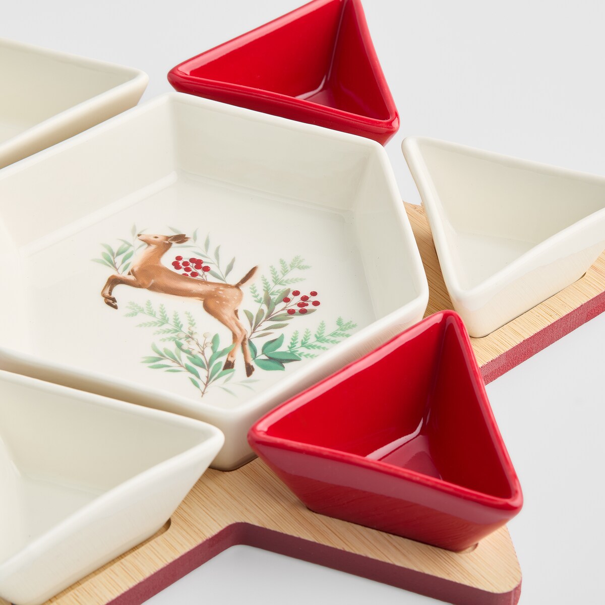 Patera Wildero z motywem zwierząt leśnych