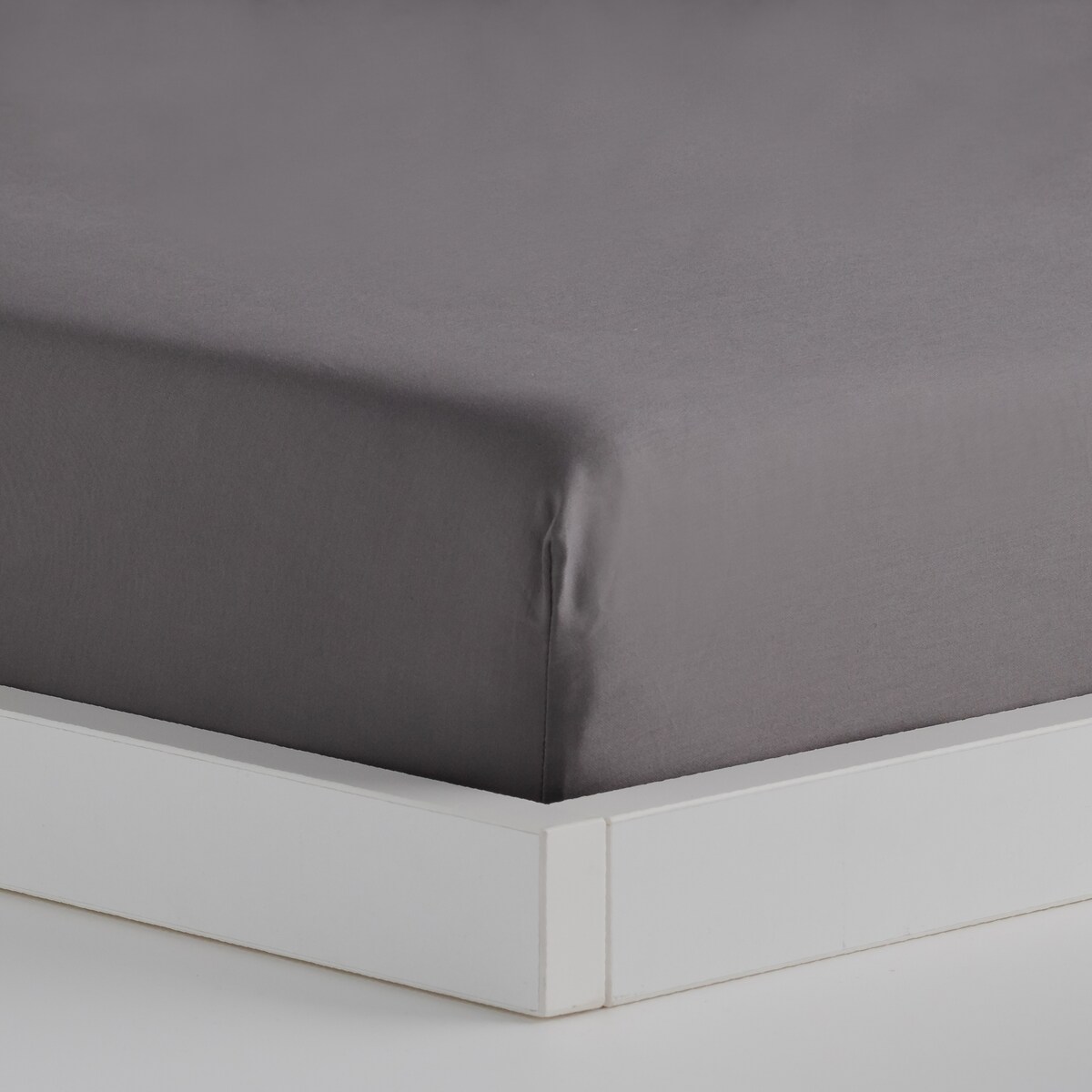 Prześcieradło Z Gumką Sateen 180x200 cm