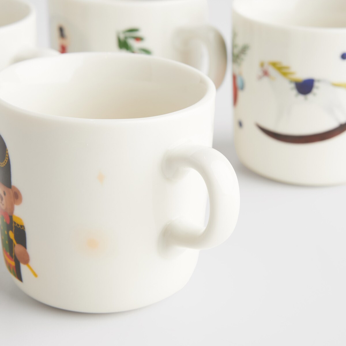 Komplet Kubków Nutpatcher z motywem dziadka do orzechów