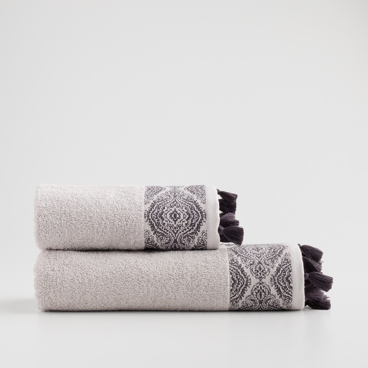 Ręcznik Beska 70x130 cm z motywem arabeski