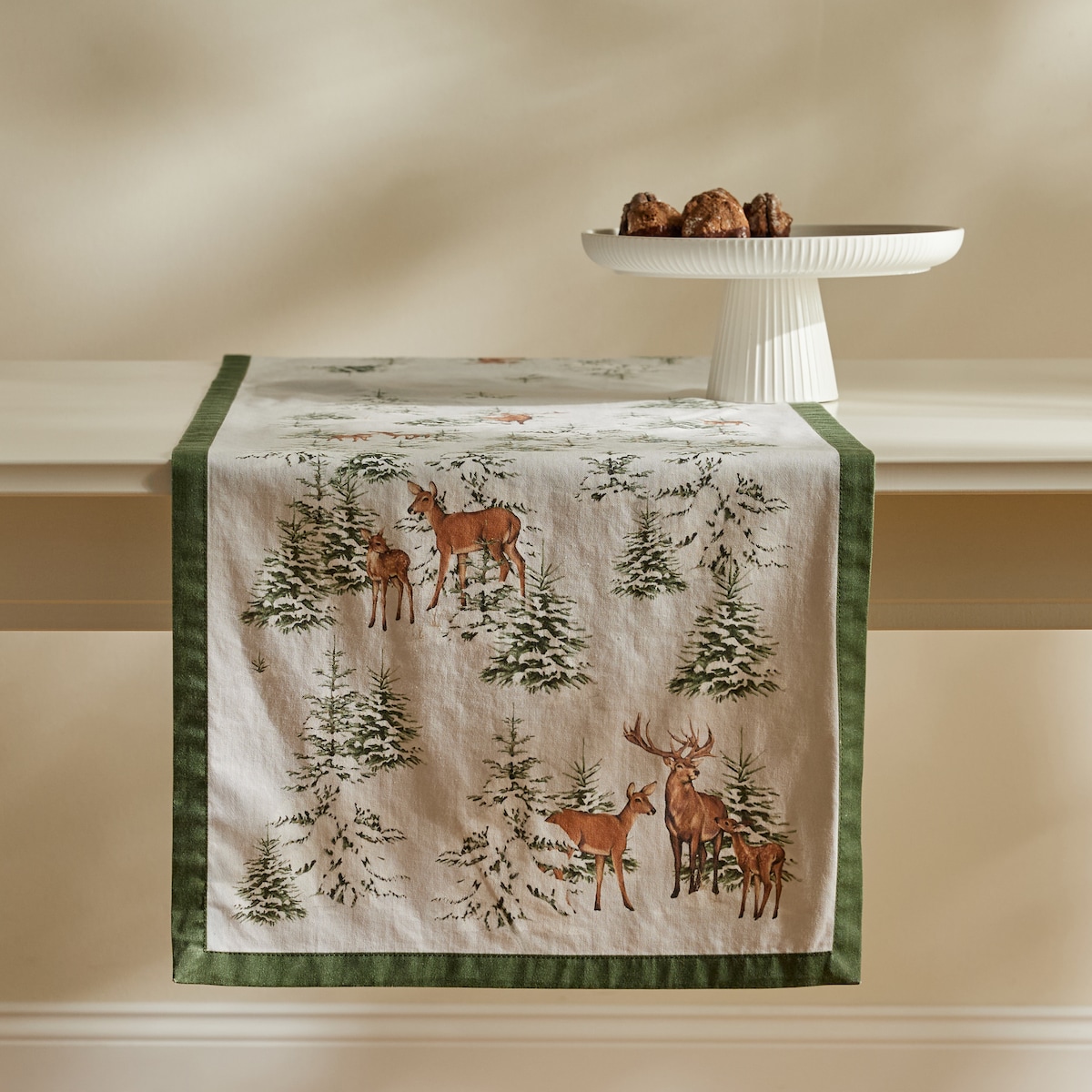 Bieżnik z nadrukiem Hirvos 40x180 cm z motywem zwierząt leśnych