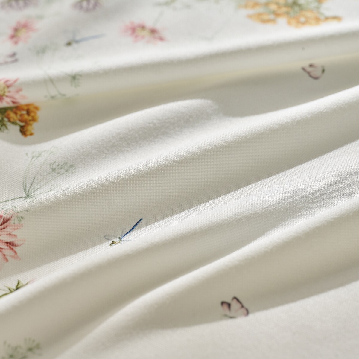 Obrus z nadrukiem Koperino 150x220 cm z motywem kwiatowym