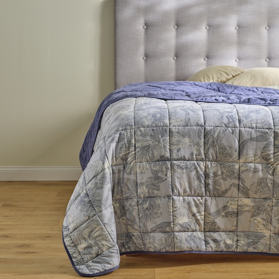 Narzuta Flowa 200x220 cm z motywem kwiatowym