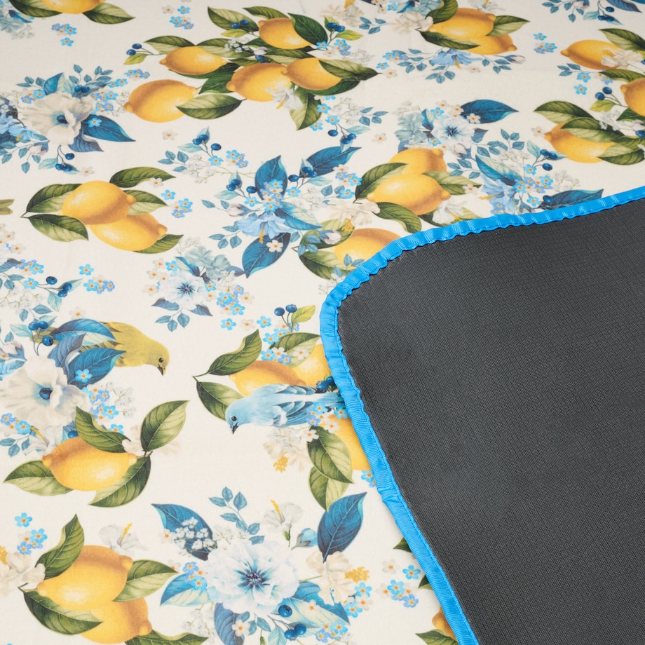 Mata Piknikowa Lemondi 130x160 cm z wzorem kwiatowym