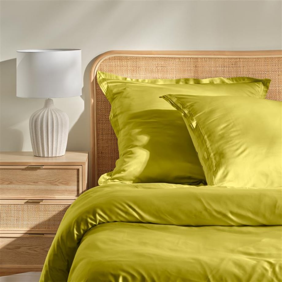 Pościel satynowa z mikrofibry Lobelia 160x200 cm