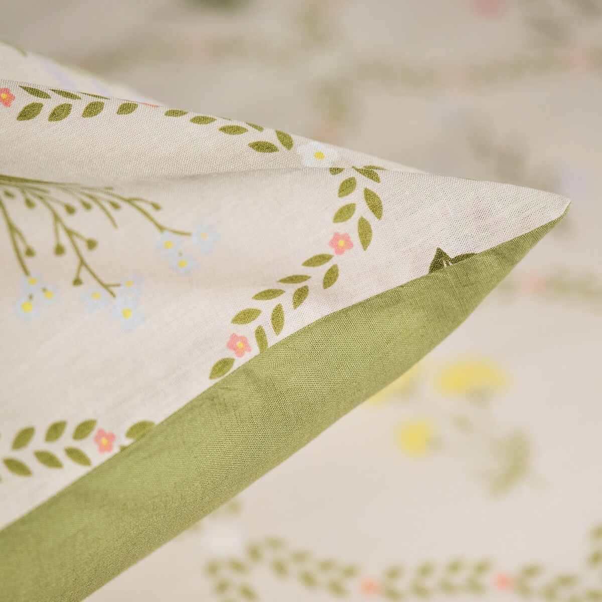 Pościel Bawełniana Vintagio 200x220 cm z motywem kwiatowym