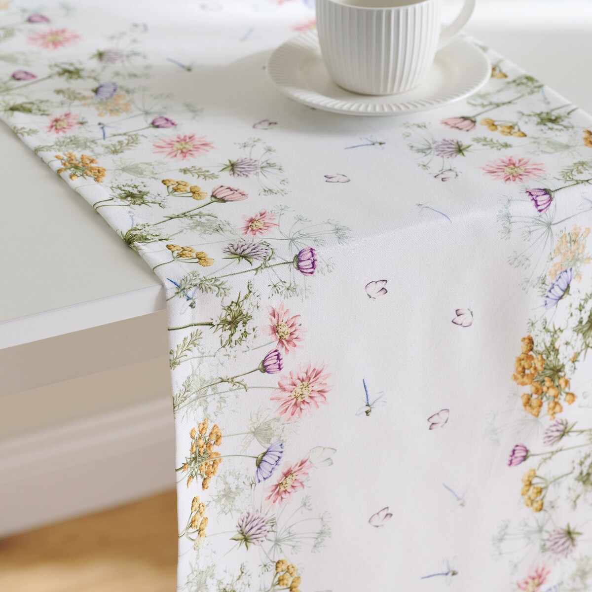 Bieżnik z nadrukiem Koperino 35x180 cm z motywem kwiatowym