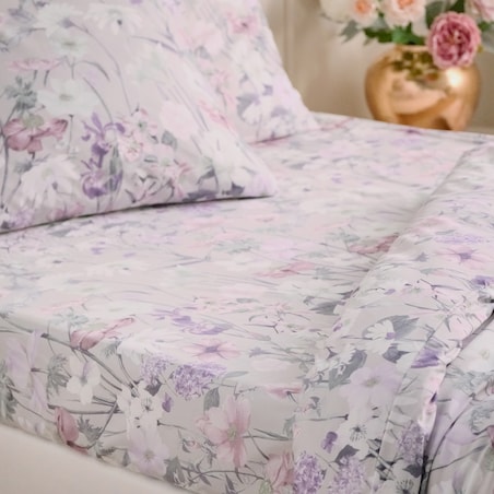 Prześcieradło z mikrofibry z gumką Violacharm 180x200 cm z motywem kwiatowym