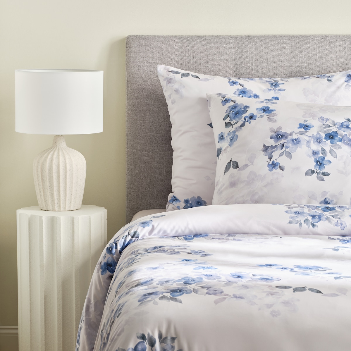 Pościel Z Mikrofibry Lottila 160x200 cm z motywem kwiatowym