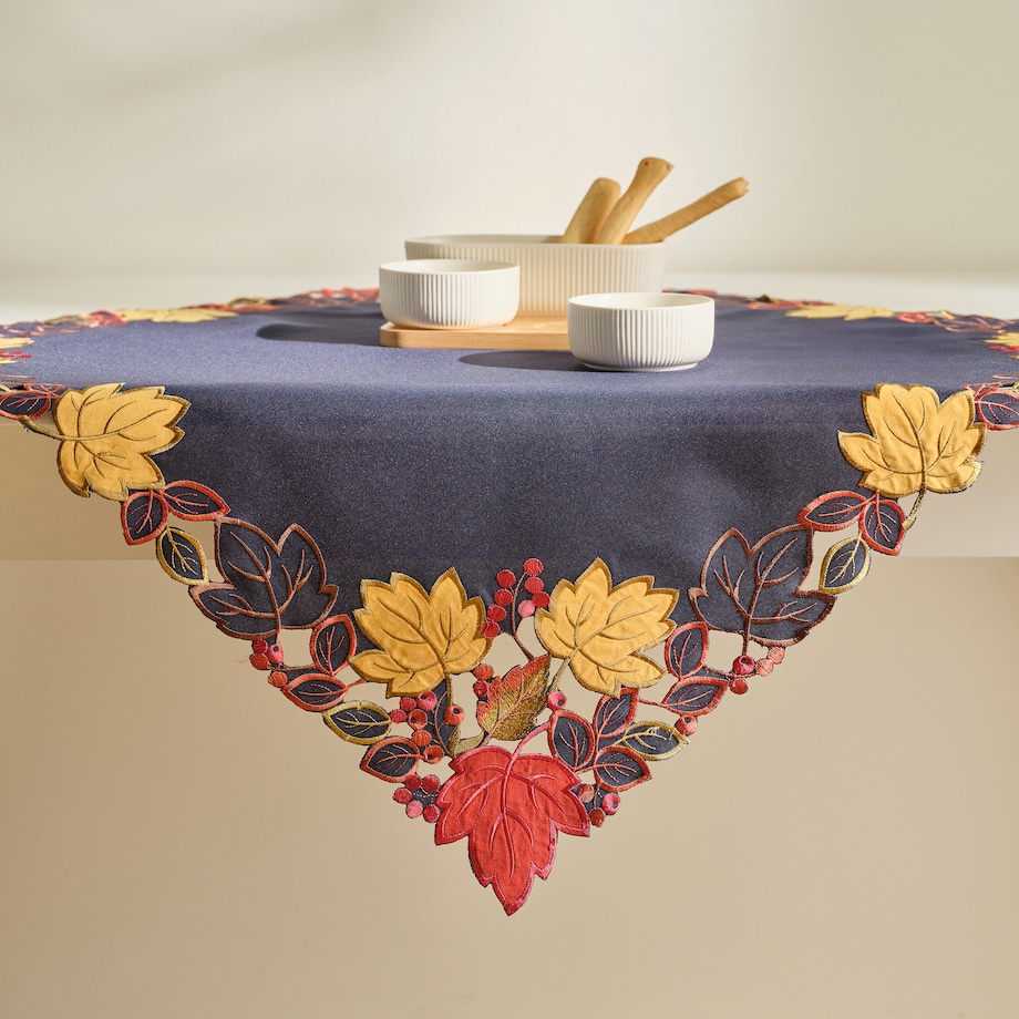 Serweta Haftowana Rowanberry 80x80 cm z motywem liści