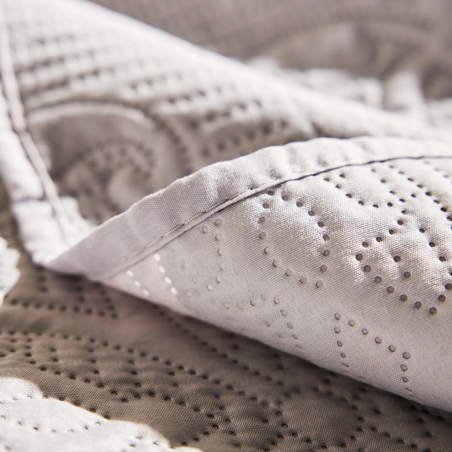 Jednokolorowa narzuta na łóżko Lavish 170x210 cm