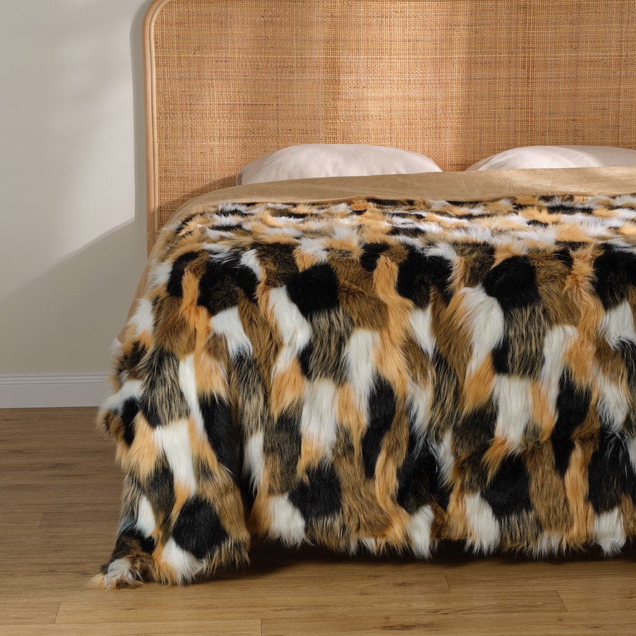 Narzuta Futrzana Nagrella