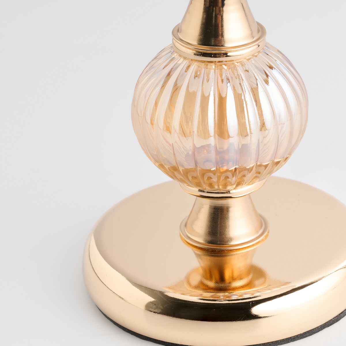 Lampa Stołowa Ballas z motywem geometrycznym