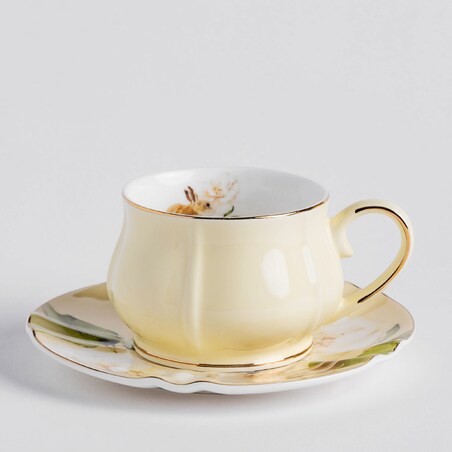 Cup With Saucer Pitik 