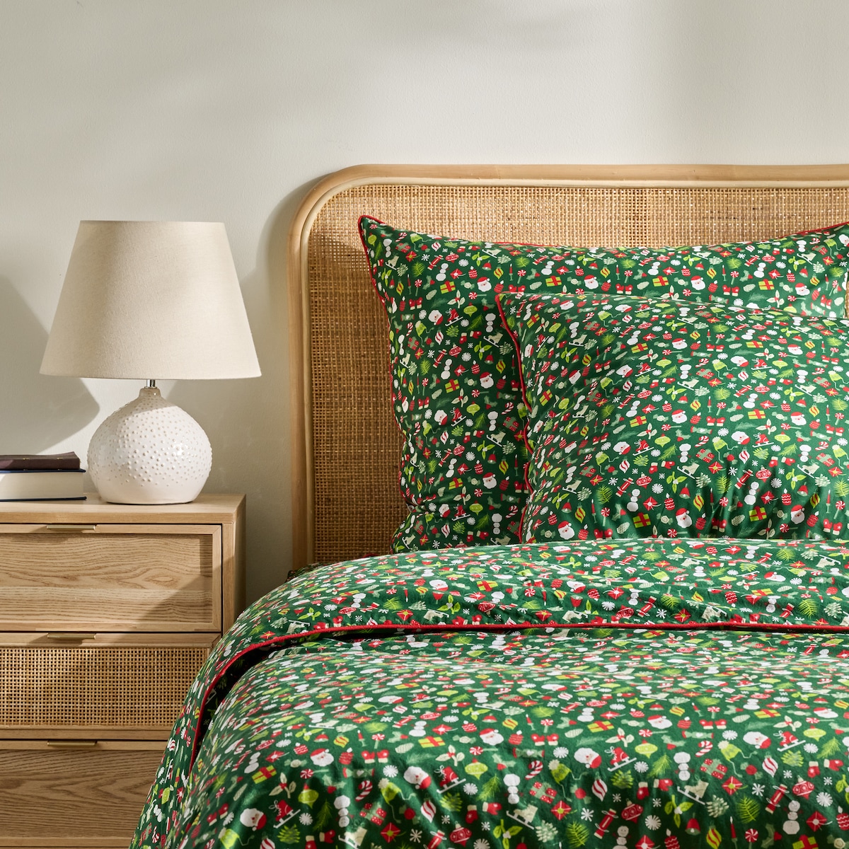 Pościel bawełniana z lamówką Festio