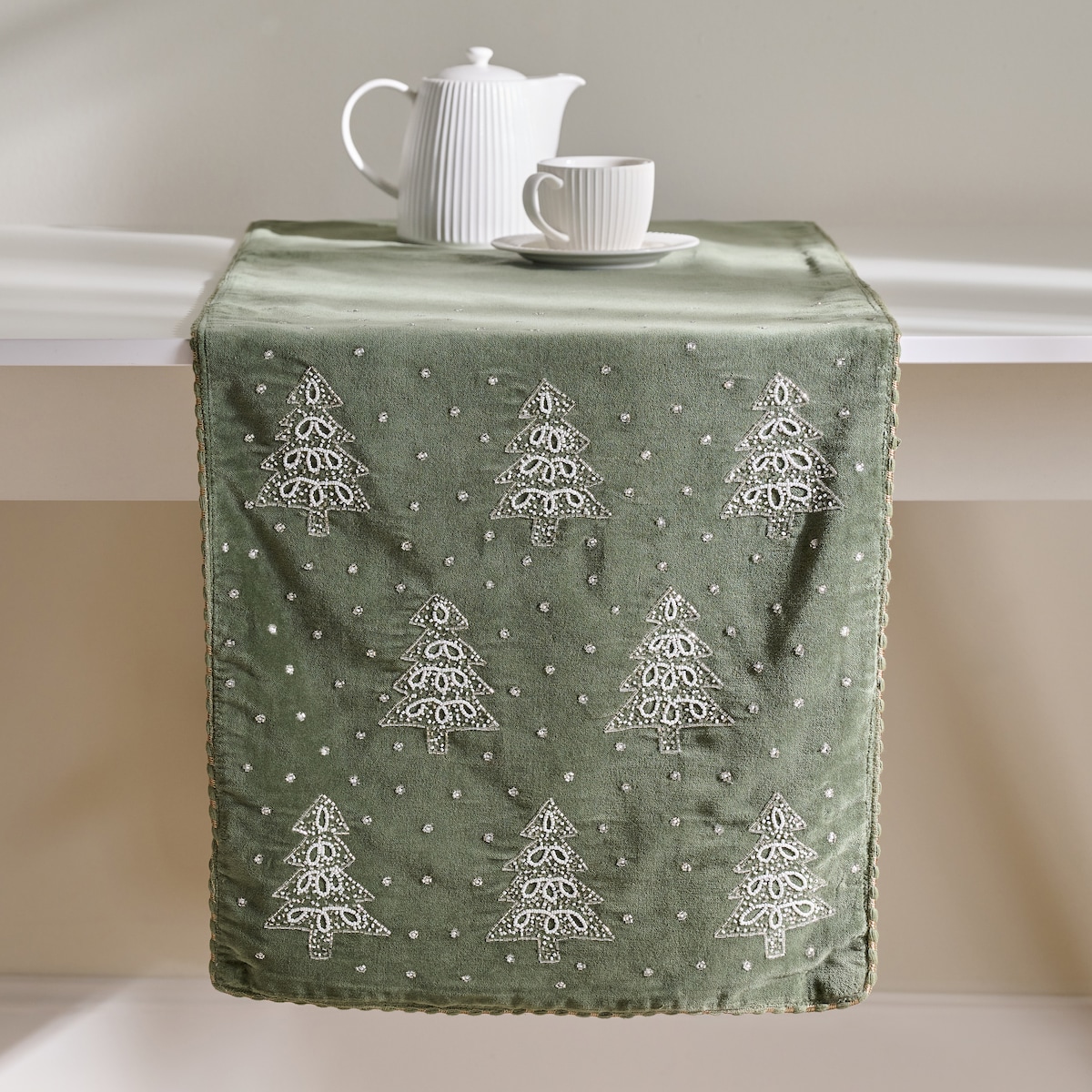 Bieżnik Haftowany Nesa