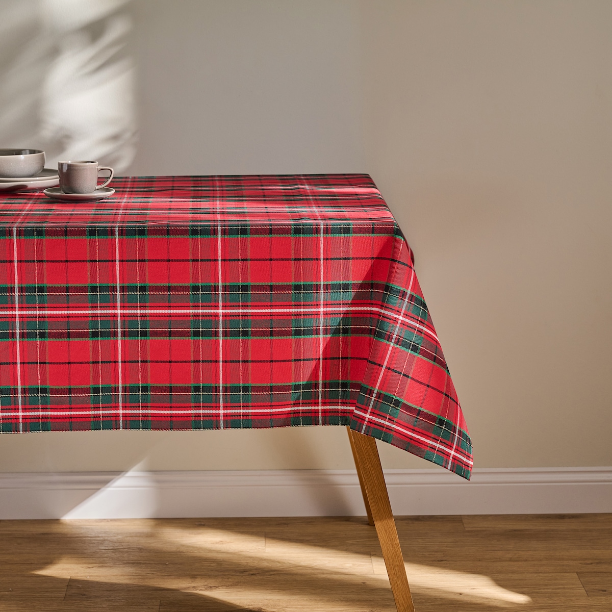 Obrus Haftowany Magla