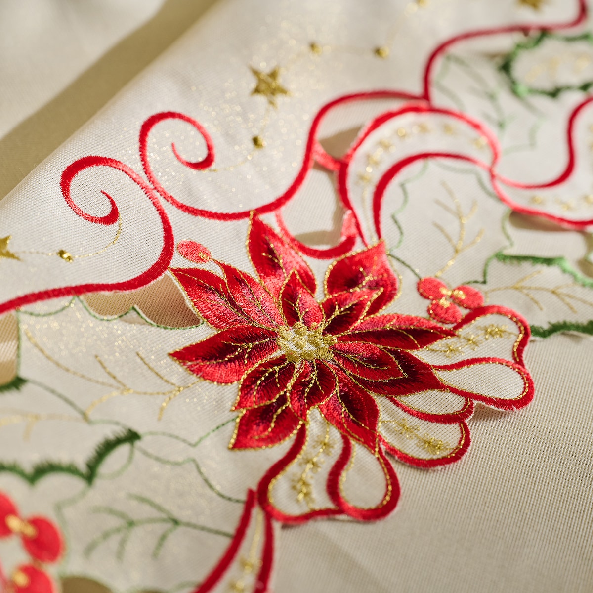 Obrus Haftowany Estrelo