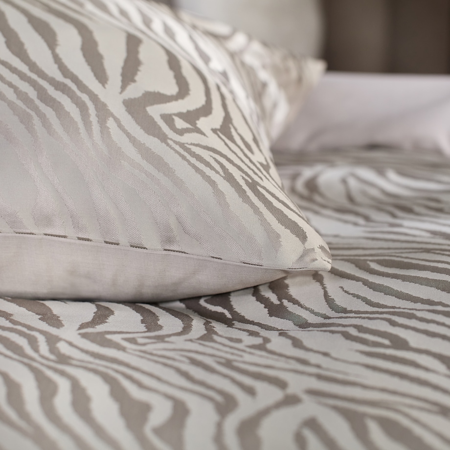 Pościel Żakardowa Trankila motywem zwierzęcym