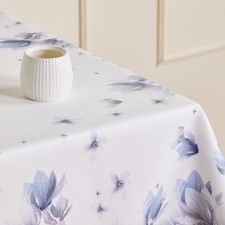 Obrus z nadrukiem Fladis z motywem kwiatowym