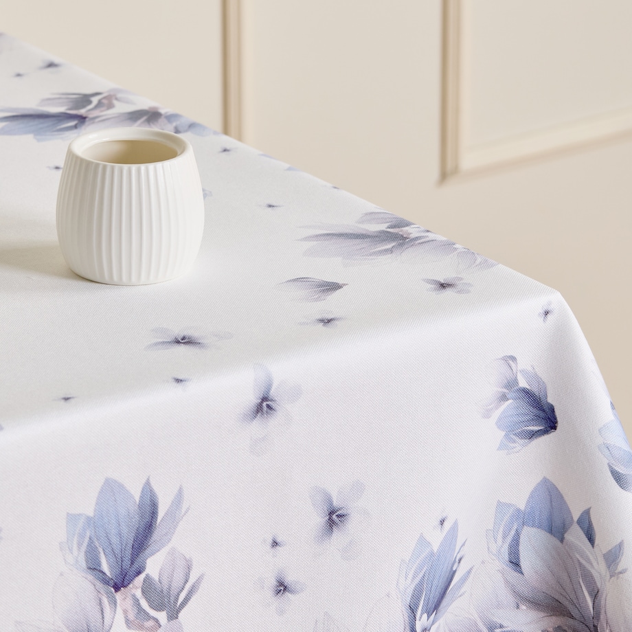 Obrus z nadrukiem Fladis z motywem kwiatowym