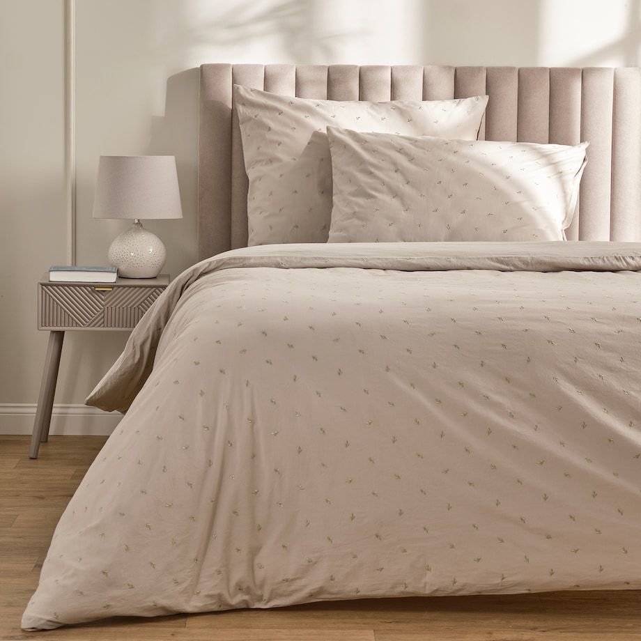 Pościel bawełniana z haftem Listisi z motywem liściastym