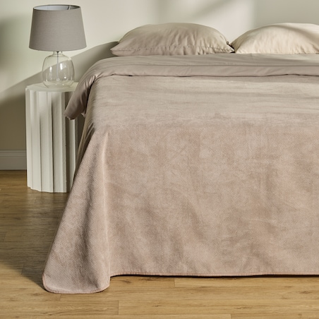 Jednokolorowa narzuta na łóżko Kord 200x220 cm