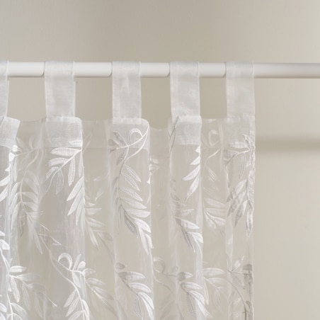 Firana haftowana Viola 140x250 cm z motywem kwiatowym