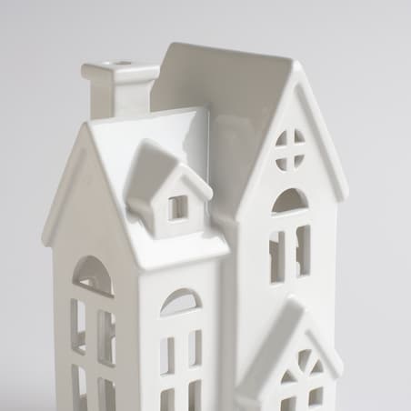 Świecznik Hausi z motywem domku