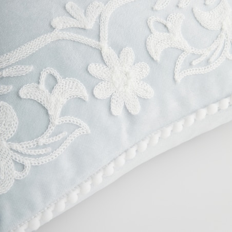 Poszewka Haftowana Blando 45x45 cm z motywem królika