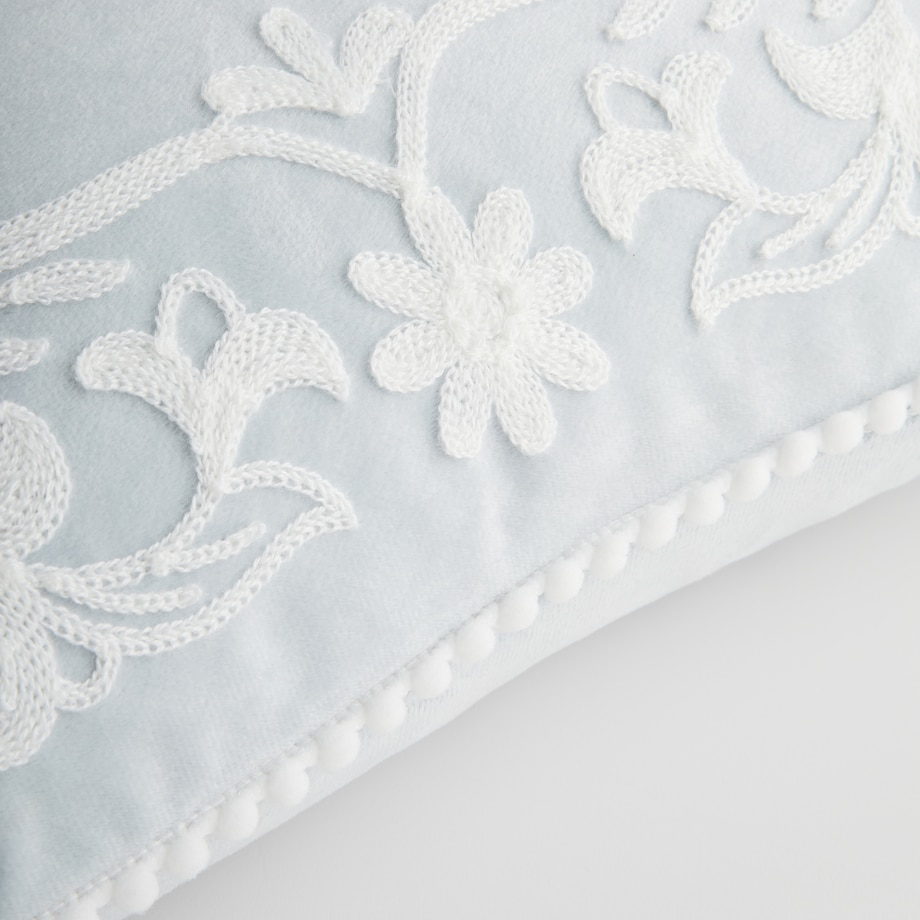 Poszewka Haftowana Blando 45x45 cm z motywem królika