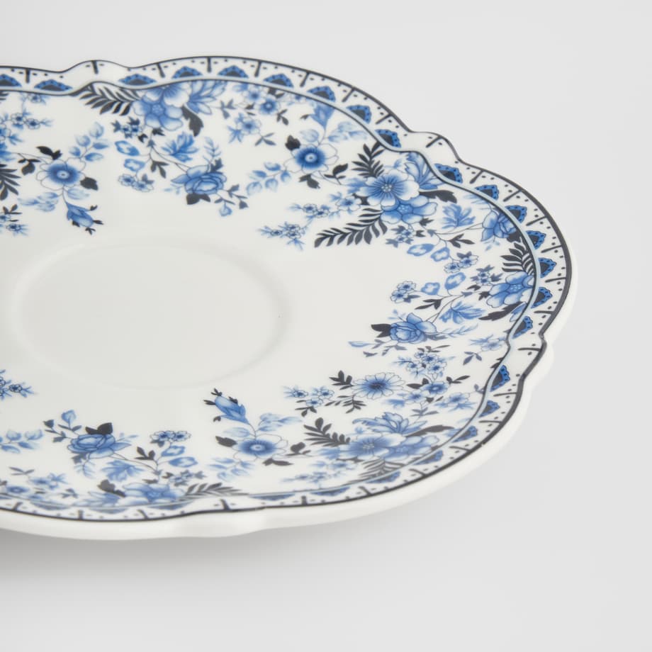 Filiżanka Ze Spodkiem Azuretta z motywem kwiatowym