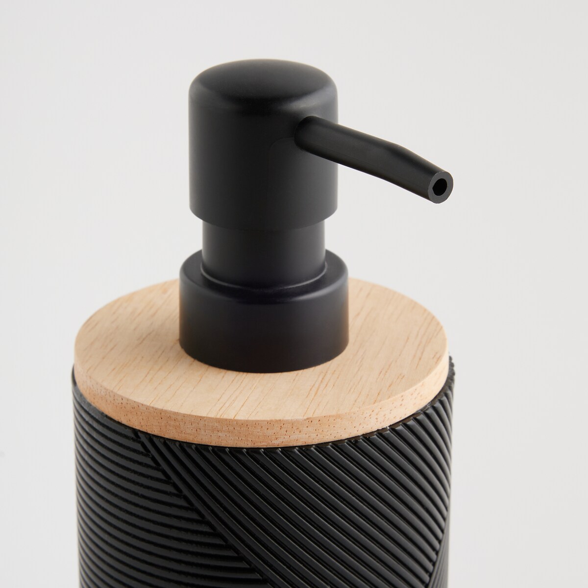 Dozownik Ravanna z motywem geometrycznym