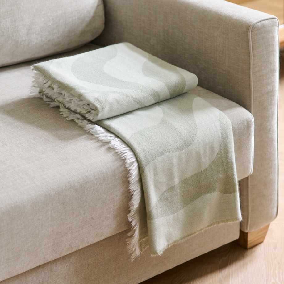 Koc Nica 130x170 cm z motywem liściastym