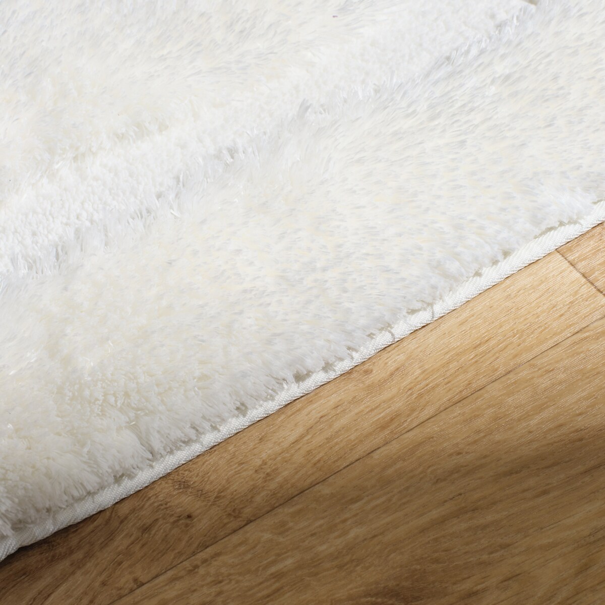 Dywanik Fluffos 60x90 cm