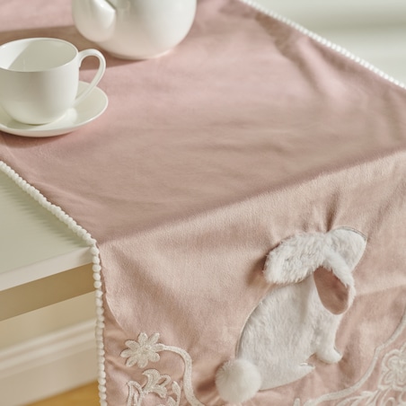 Bieżnik Haftowany Blando 45x180 cm z motywem królika