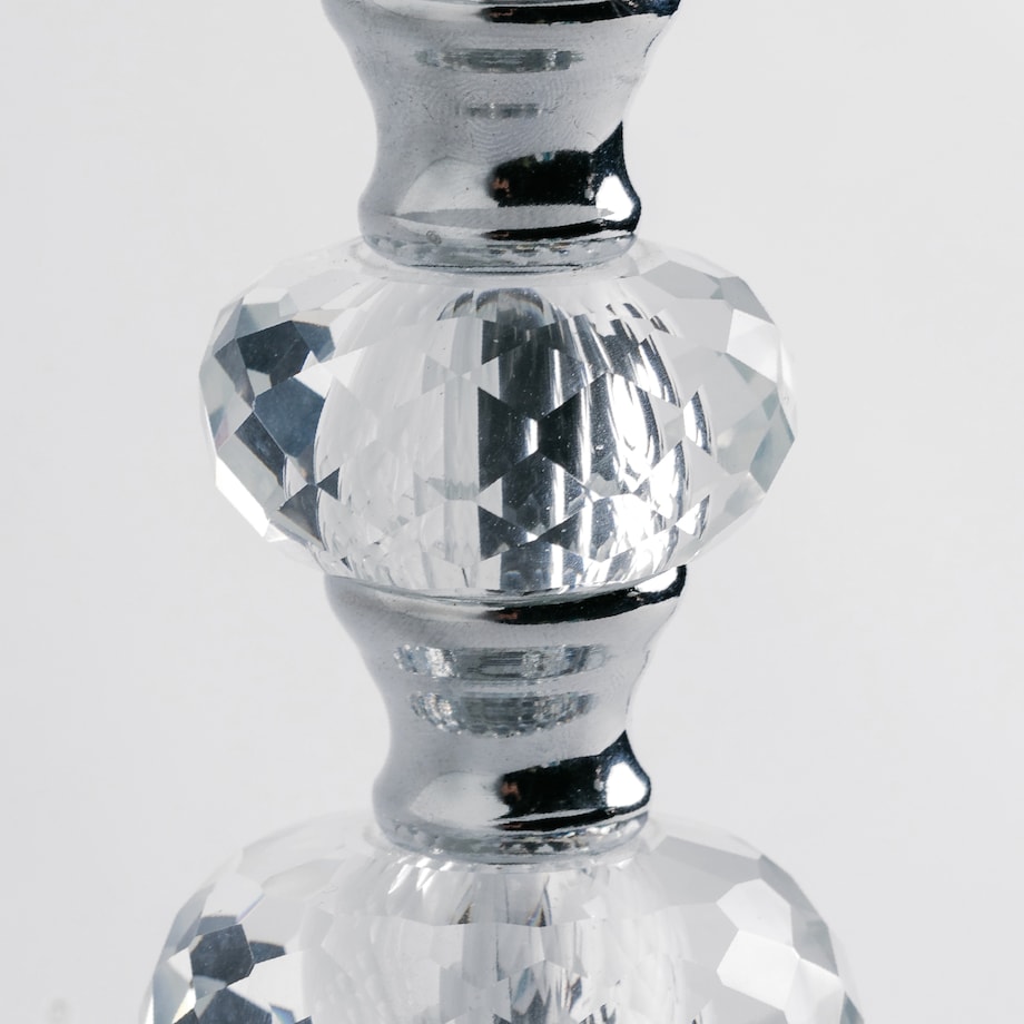 elegancka lampa stołowa z kryształowymi kulami cristel